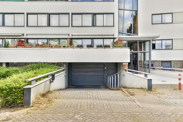 Medium property photo - Duke Ellingtonstraat 53, 1066 GE Amsterdam
